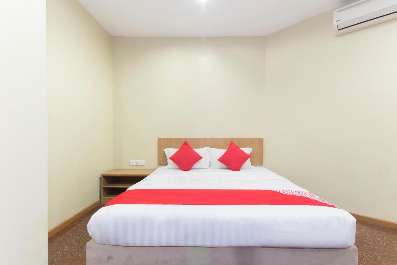 Oyo 422 Hotel Reno Kuala Lumpur Buitenkant foto