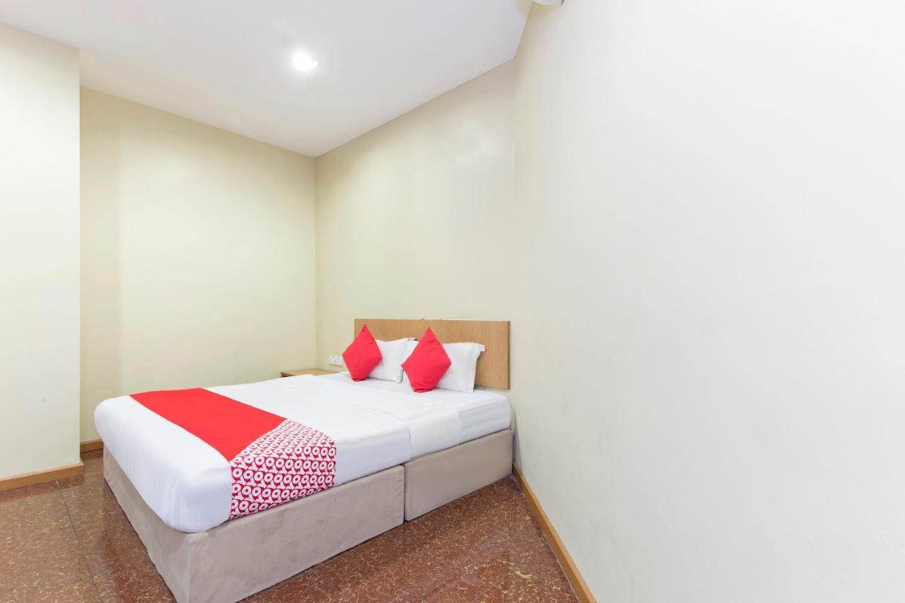 Oyo 422 Hotel Reno Kuala Lumpur Buitenkant foto