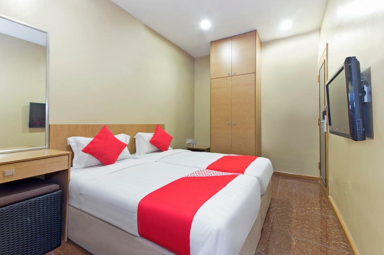 Oyo 422 Hotel Reno Kuala Lumpur Buitenkant foto