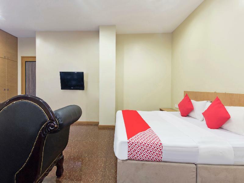 Oyo 422 Hotel Reno Kuala Lumpur Buitenkant foto